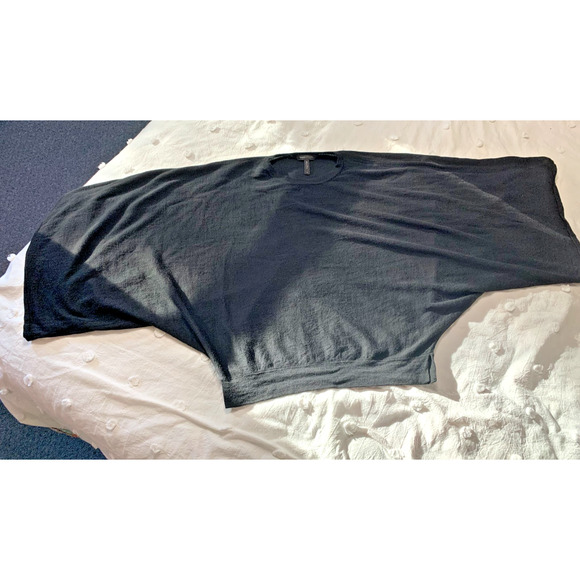 BCBG MaxAzria Sweater Oversized Boxy Women's XS Black 100% Merino Wool - Picture 3 of 12